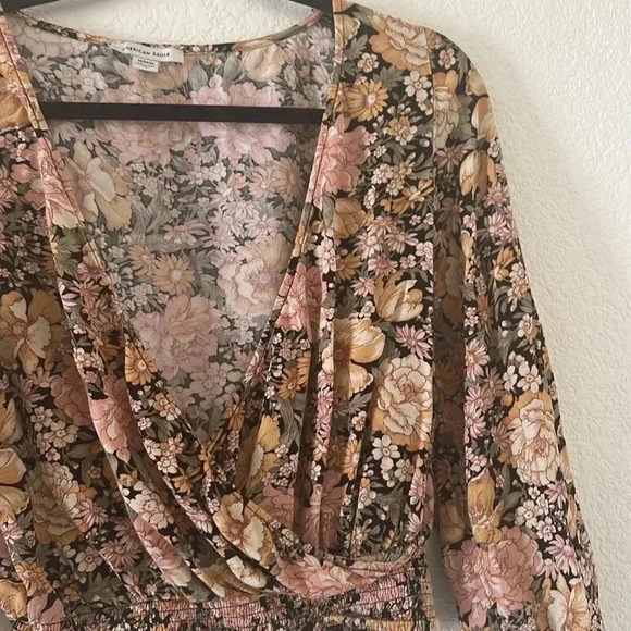 American Eagle top size M - Picture 3 of 13